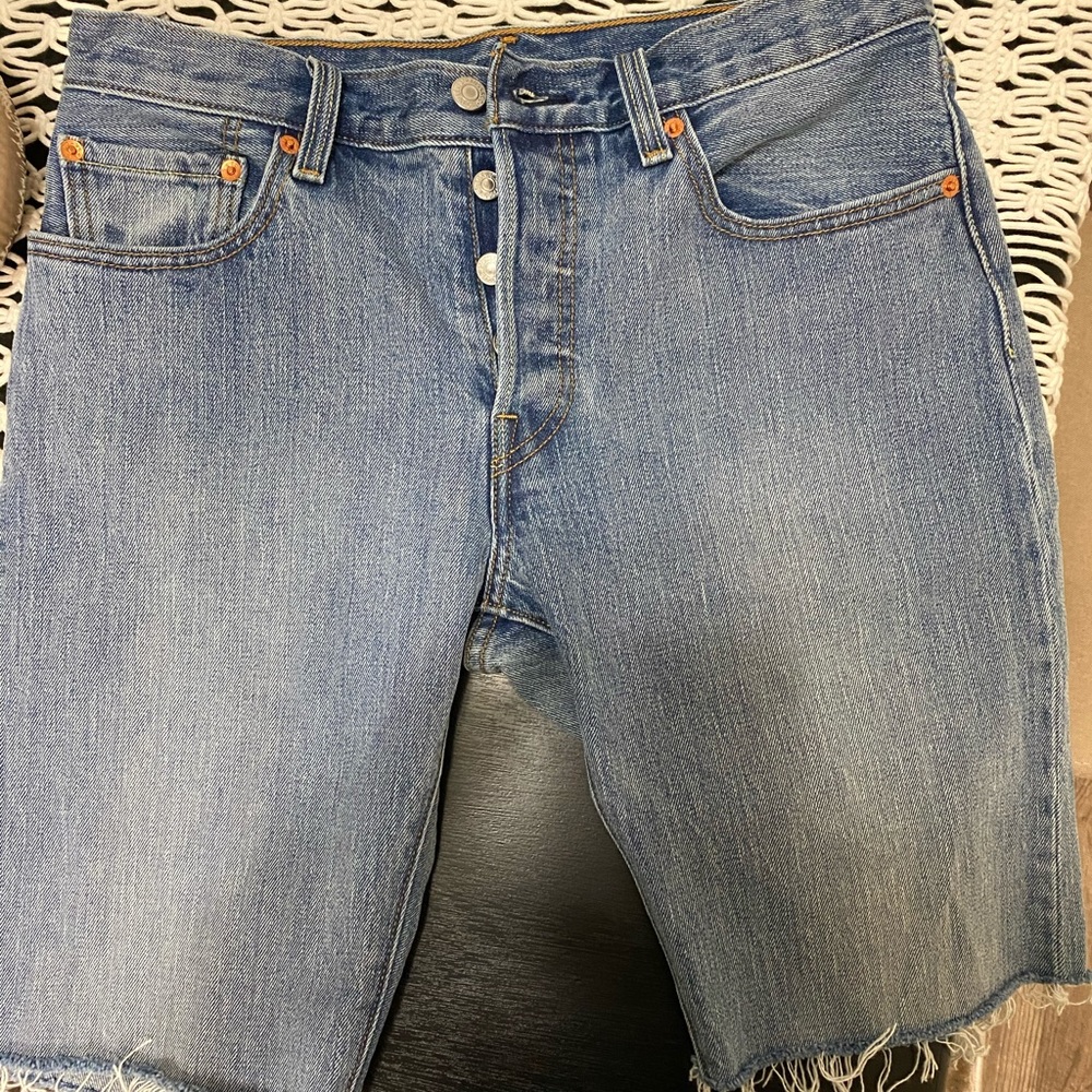 Levi shorts